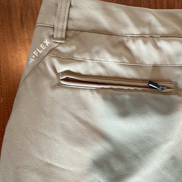 Bonobos M-Flex all weather golf pants. 35x32. Khaki - Picture 3 of 5